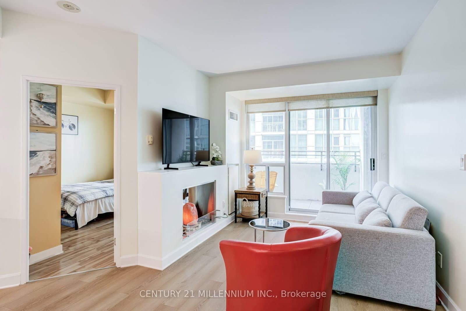88 Palace Pier Court, Unit 506 thumbnail 9