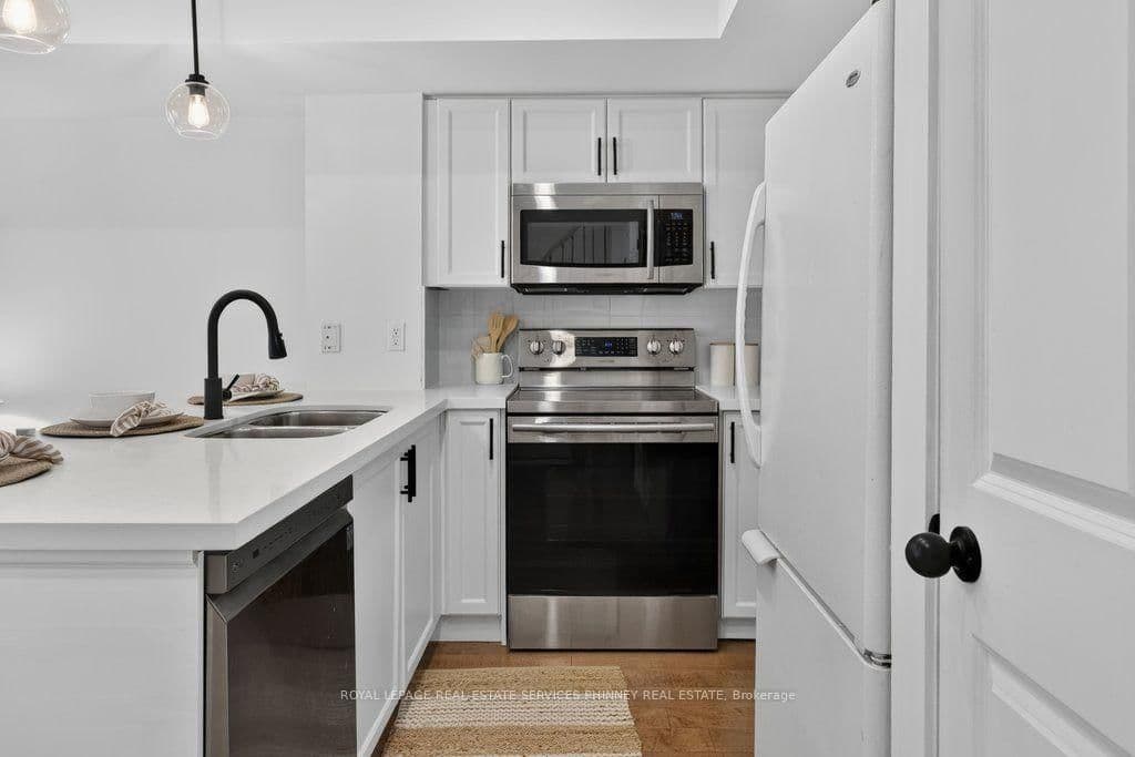 93 The Queensway, Unit 50 thumbnail 8