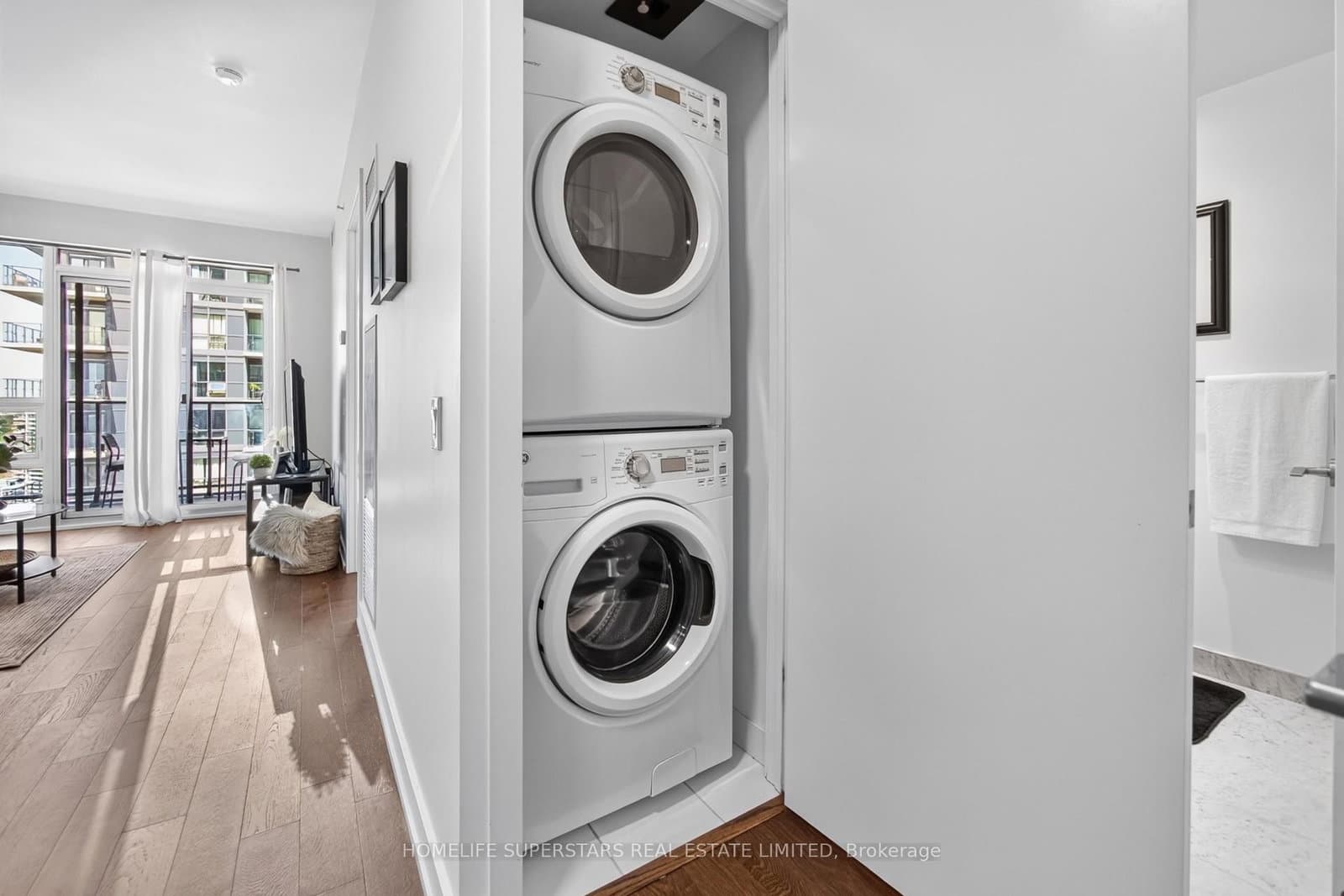 2212 Lake Shore Boulevard W, Unit 4107 thumbnail 20