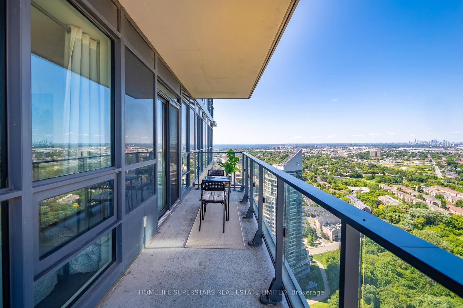 2212 Lake Shore Boulevard W, Unit 4107 thumbnail 22