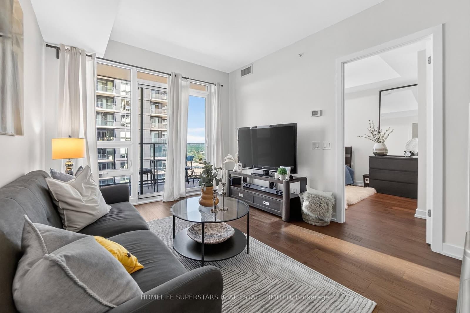 2212 Lake Shore Boulevard W, Unit 4107 thumbnail 8