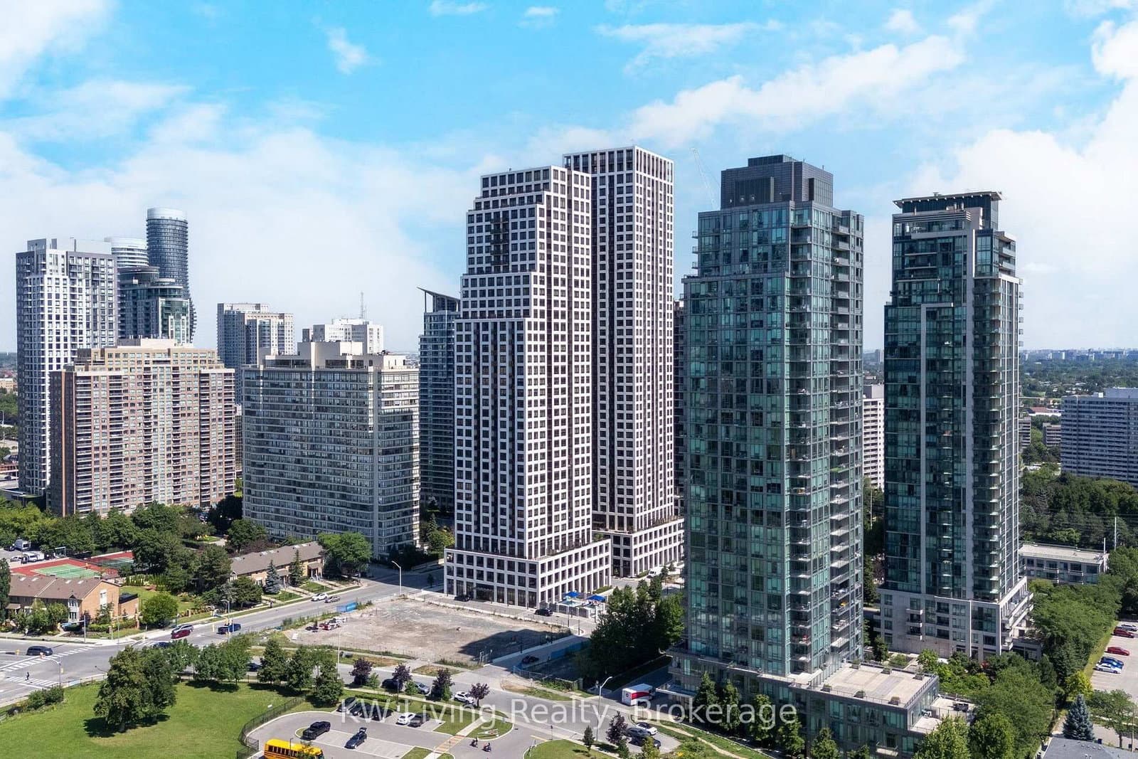 30 Elm Drive W, Unit 3502 thumbnail 32