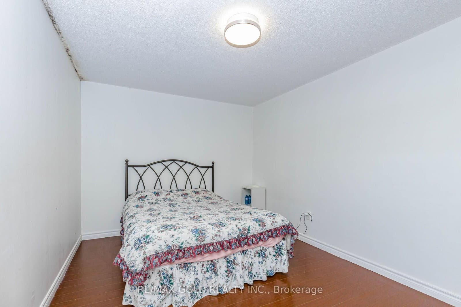 17 Knightsbridge Road, Unit 905 thumbnail 15
