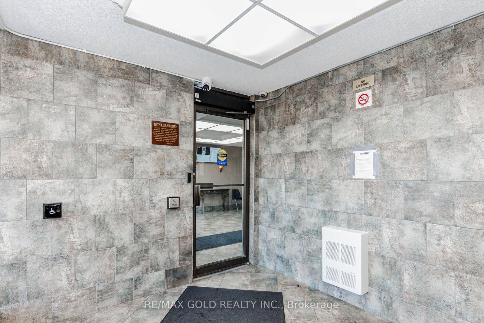 17 Knightsbridge Road, Unit 905 thumbnail 17
