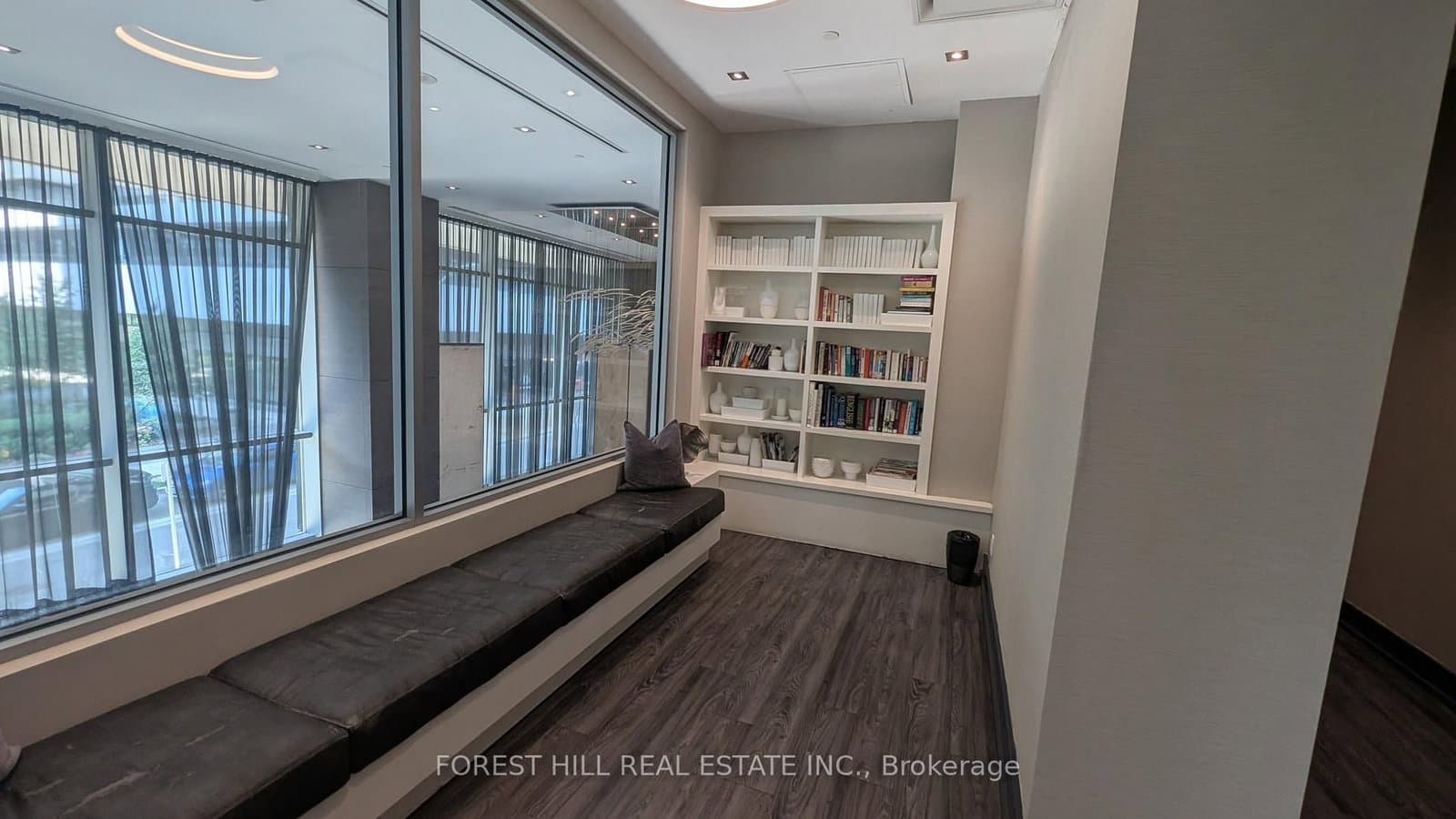 33 Shore Breeze Drive, Unit 2605 thumbnail 34