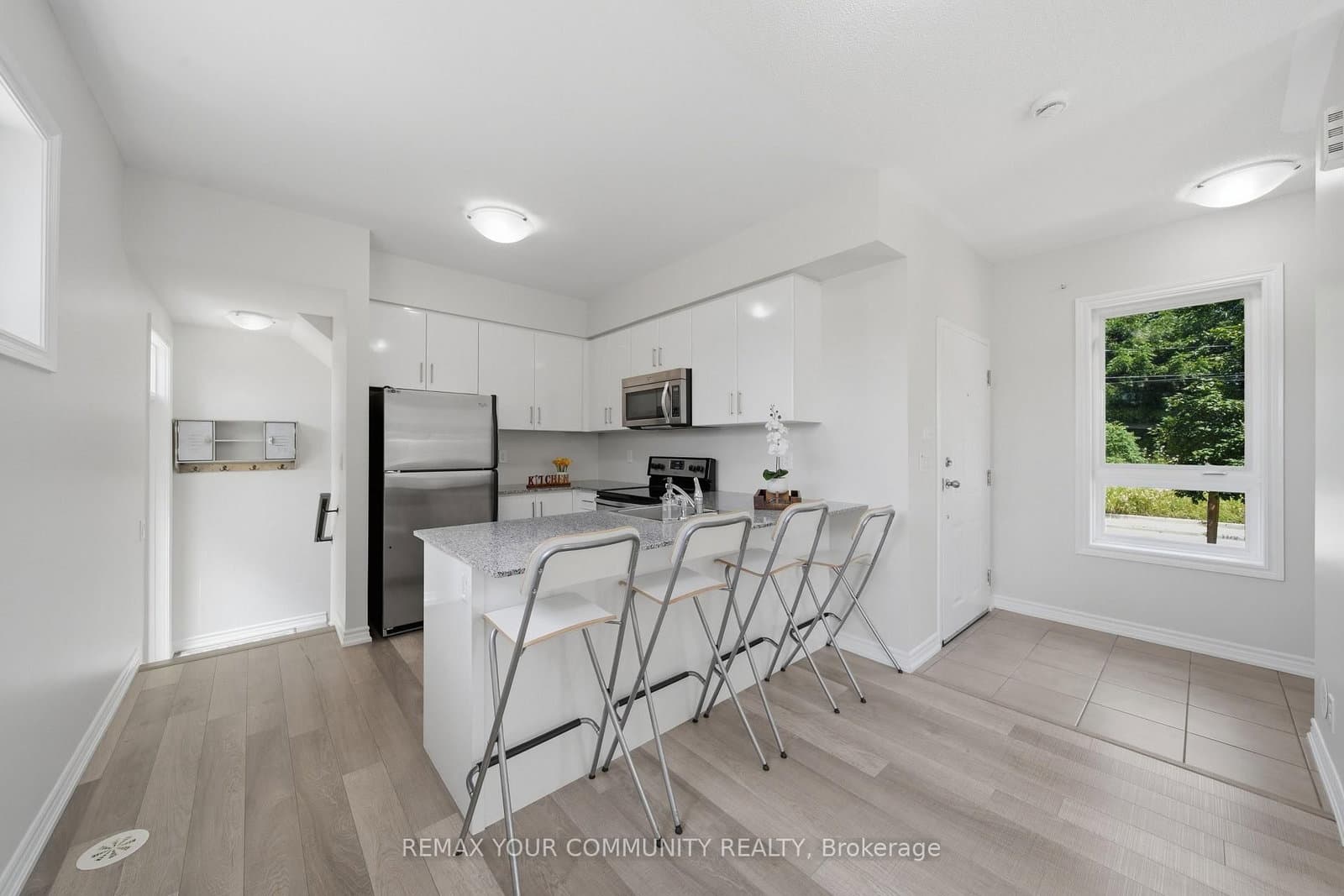 90 Caledonia Park Road, Unit 2 thumbnail 13
