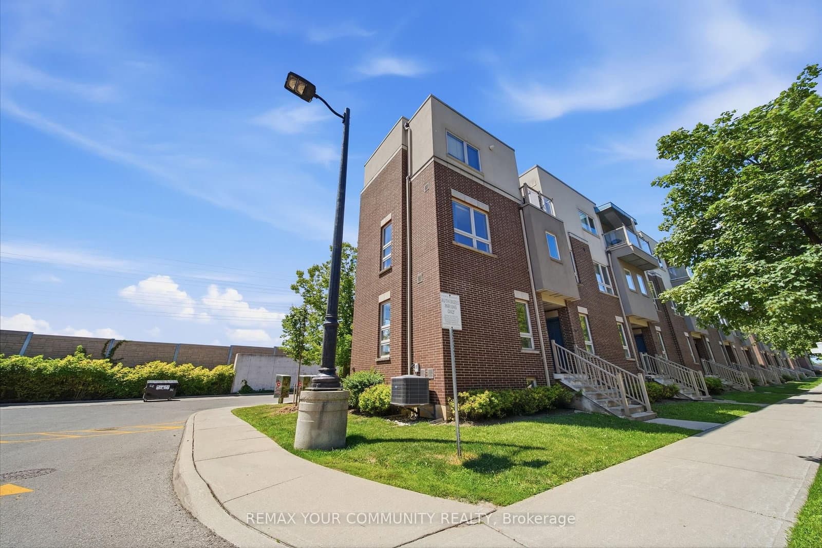 90 Caledonia Park Road, Unit 2 thumbnail 8