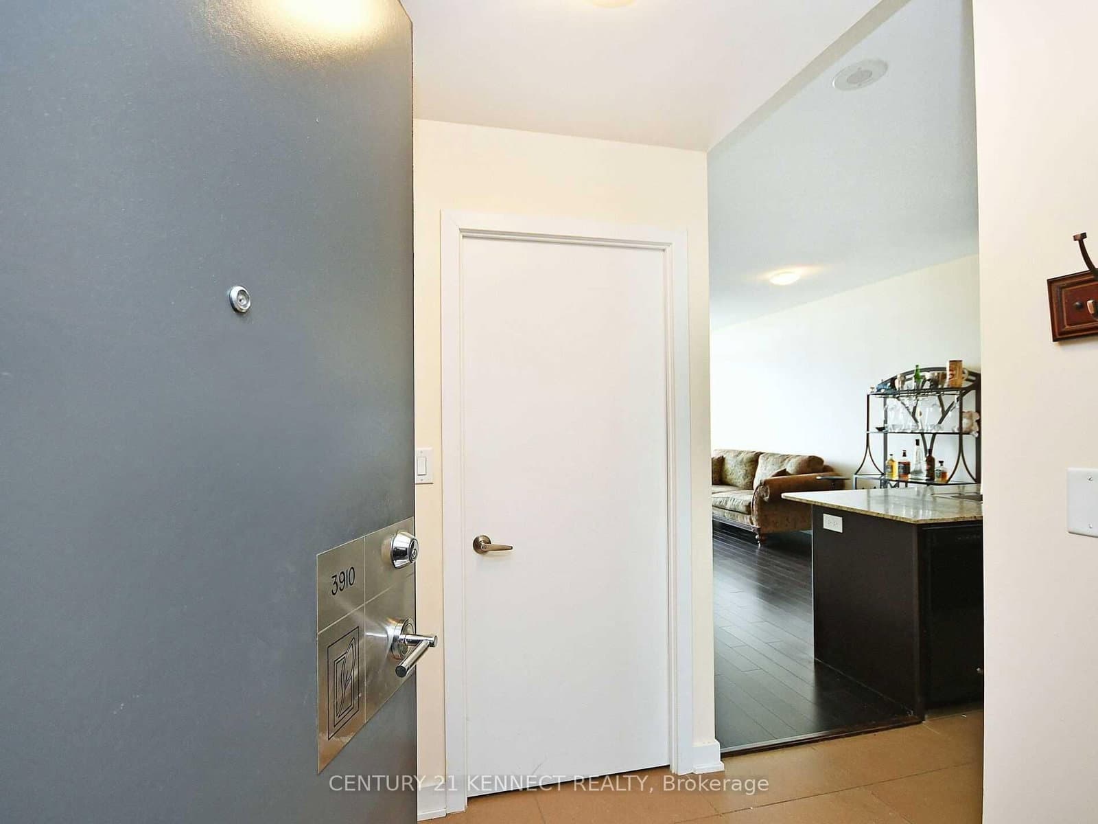 4070 Confederation Parkway, Unit 3910 thumbnail 4