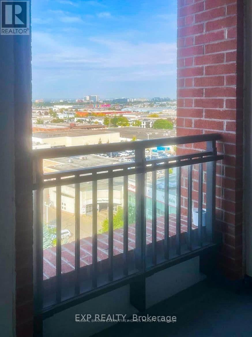 830 Lawrence Avenue, Unit 1012 thumbnail 14