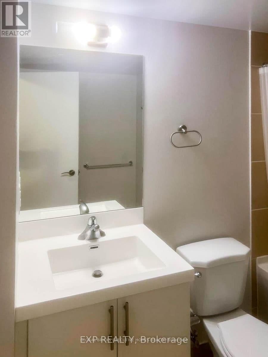 830 Lawrence Avenue, Unit 1012 thumbnail 15