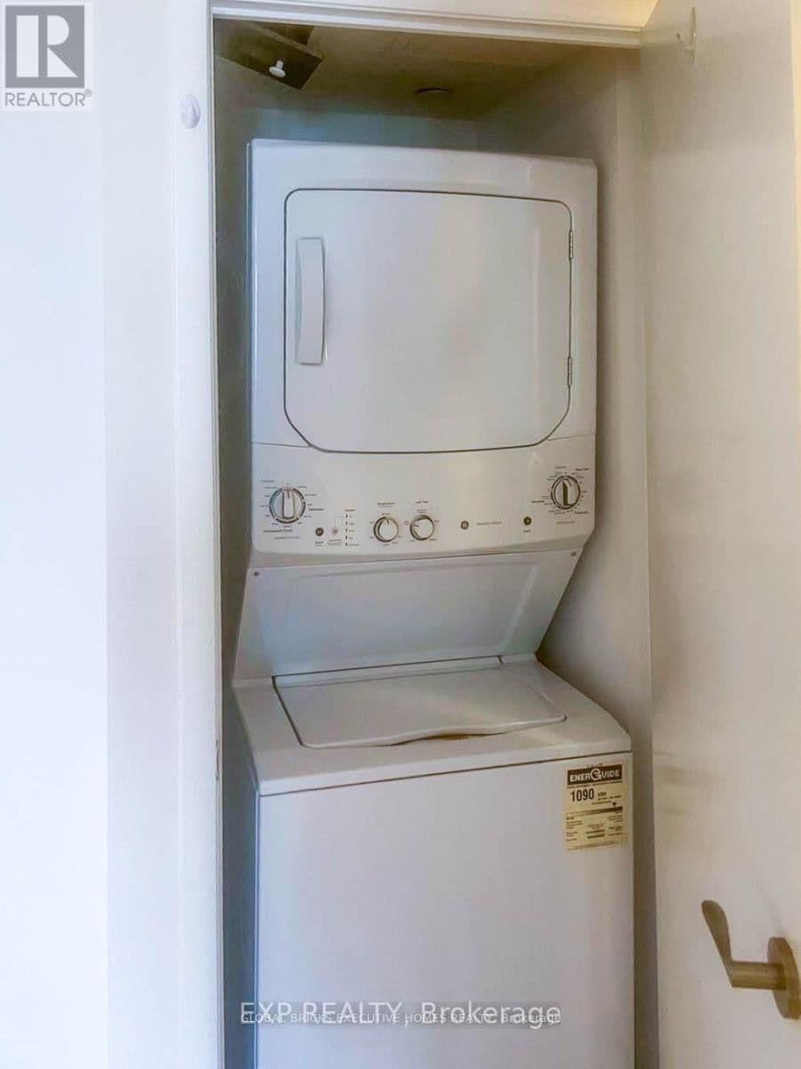 830 Lawrence Avenue, Unit 1012 thumbnail 18