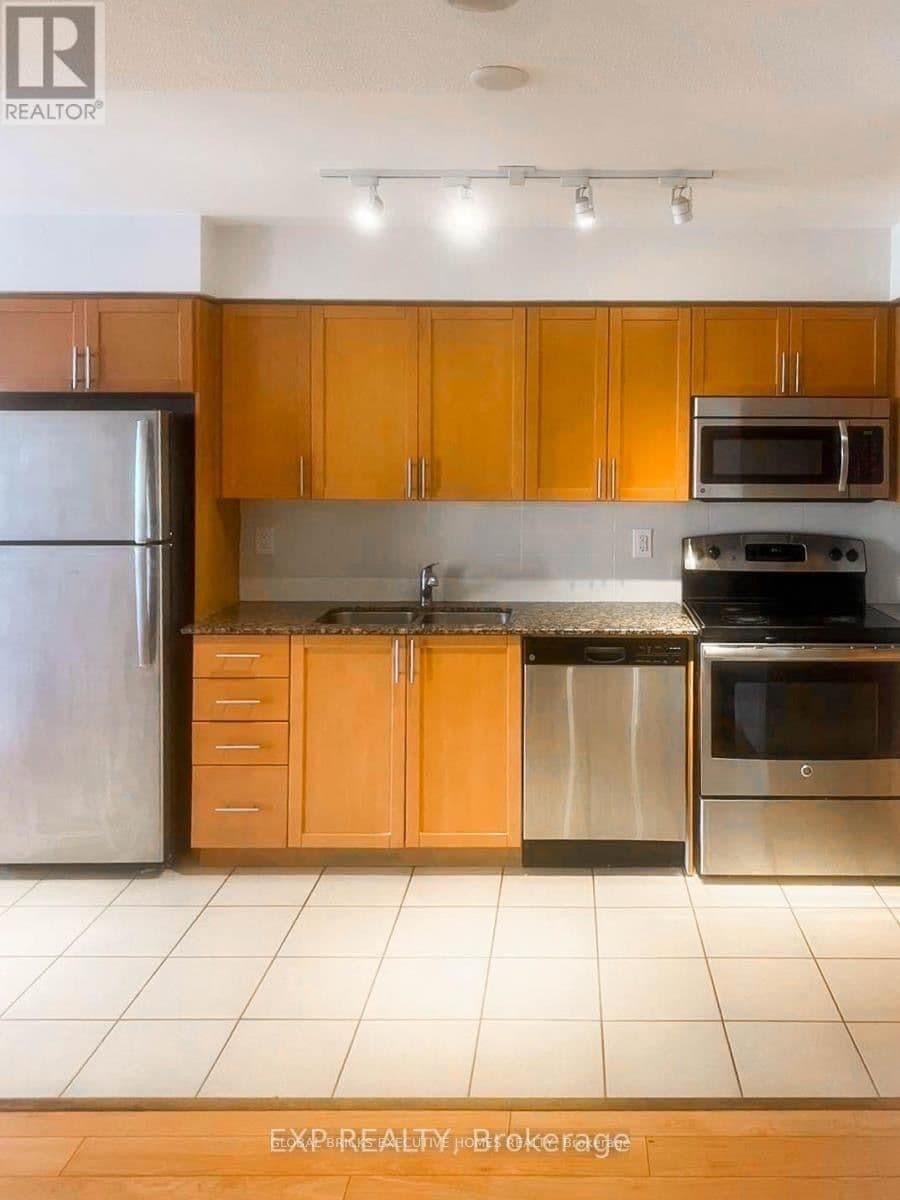 830 Lawrence Avenue, Unit 1012 thumbnail 4