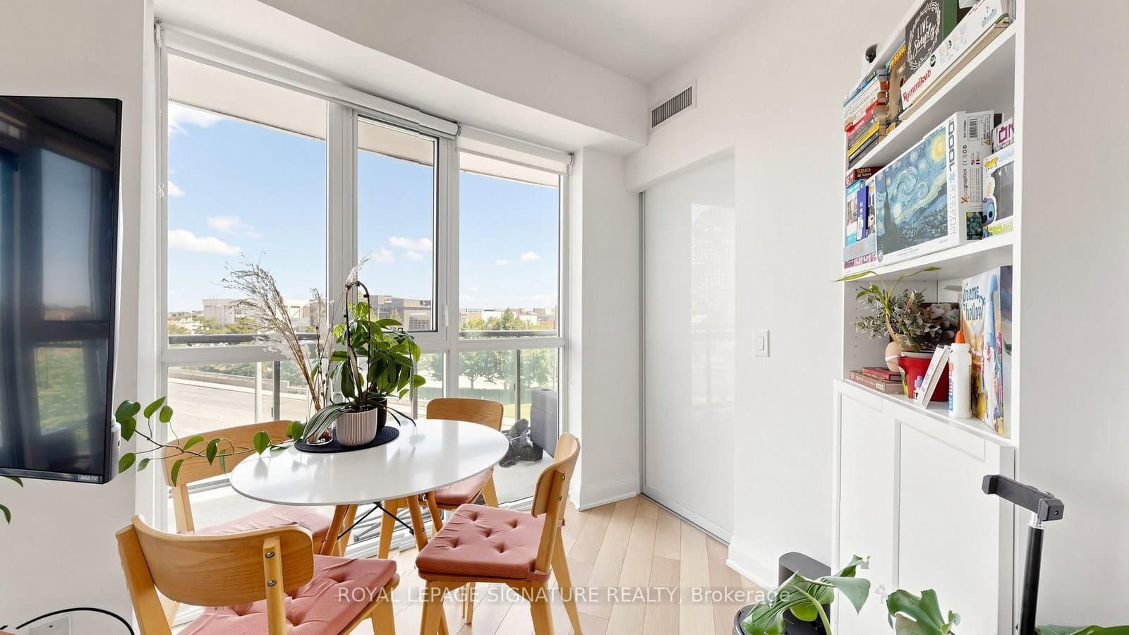 16 McAdam Avenue, Unit 403 thumbnail 10