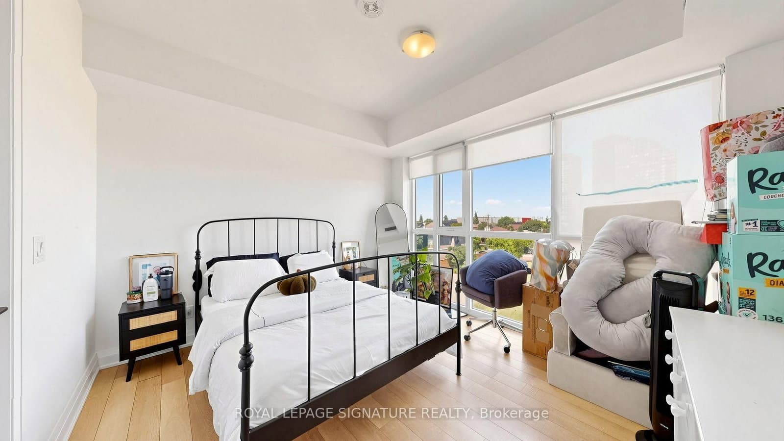 16 McAdam Avenue, Unit 403 thumbnail 15