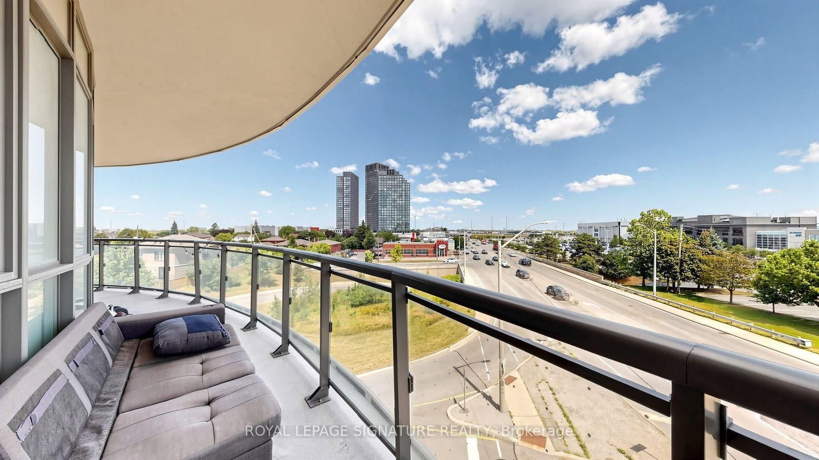 16 McAdam Avenue, Unit 403 thumbnail 26