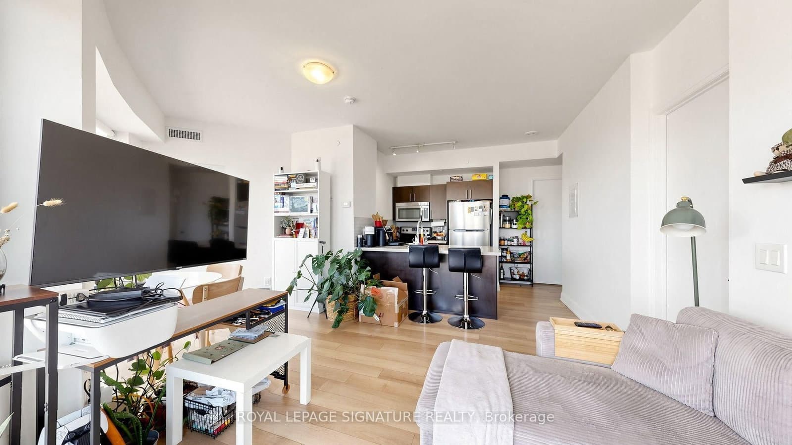 16 McAdam Avenue, Unit 403 thumbnail 9