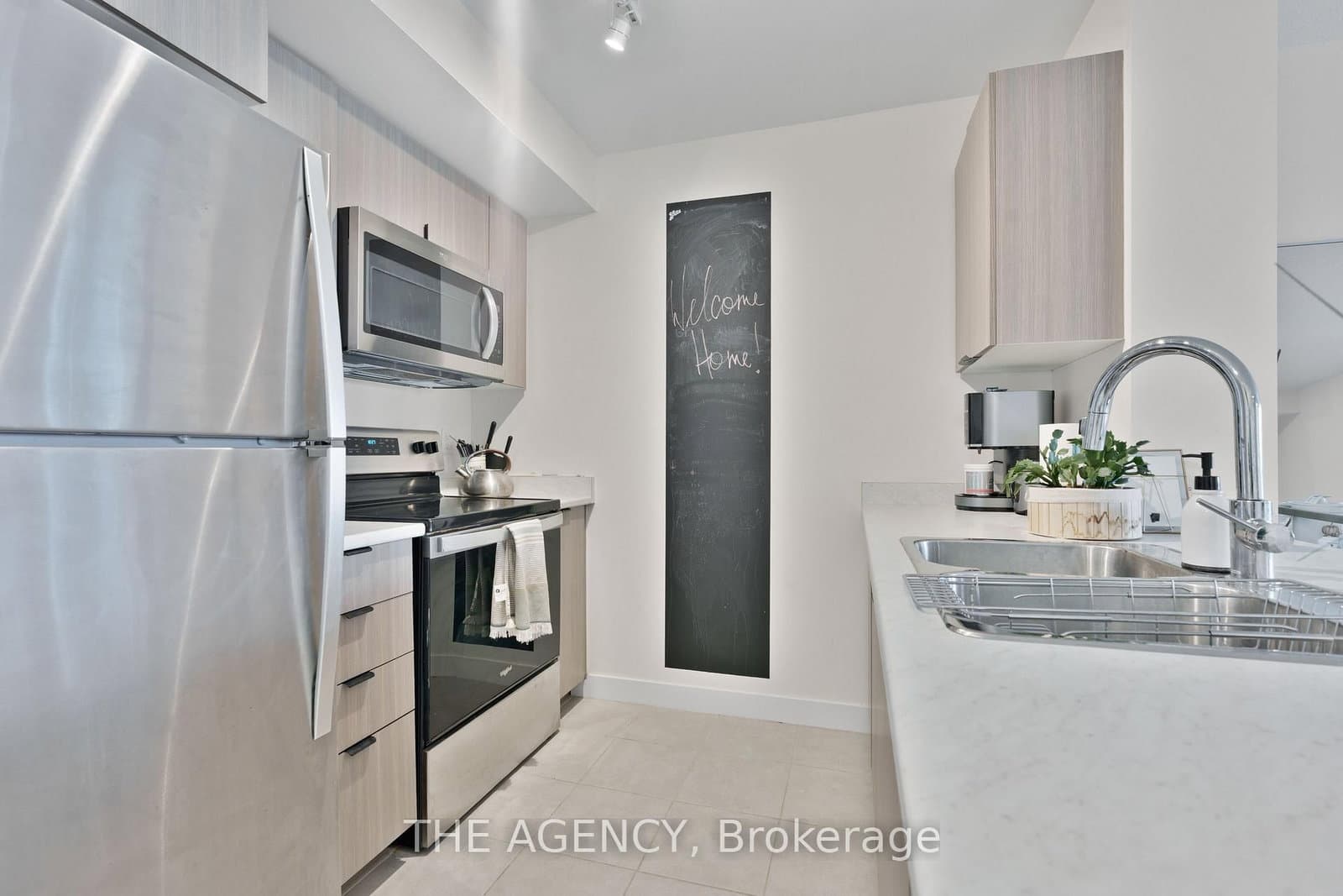 10 Wilby Crescent, Unit 509 thumbnail 7