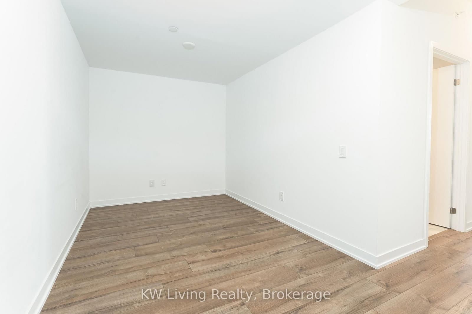 121 Ford Street, Unit 109 thumbnail 11