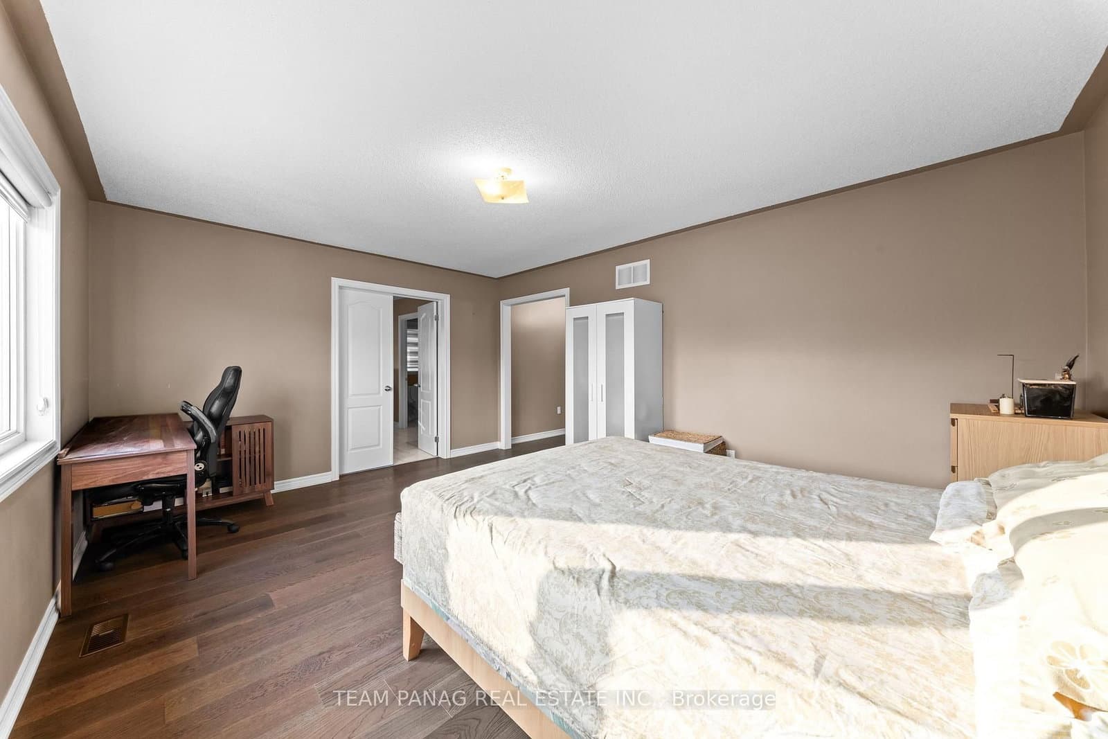 91 Campwood Crescent thumbnail 25