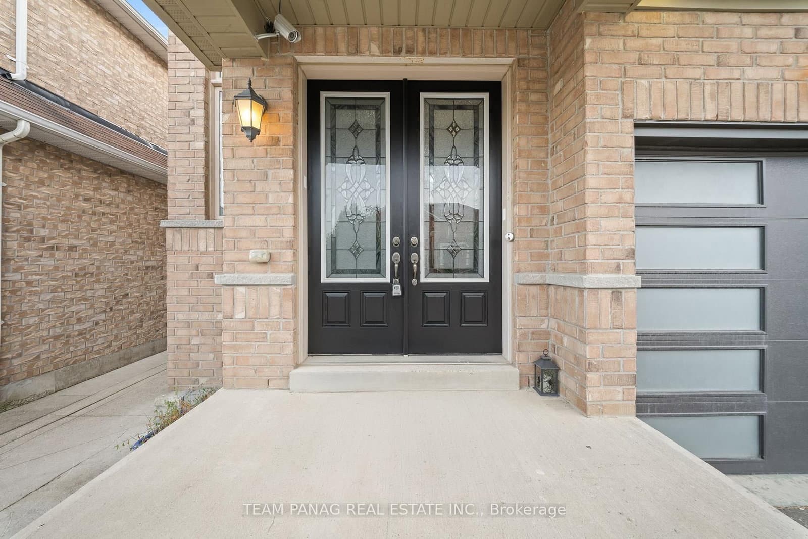 91 Campwood Crescent thumbnail 3