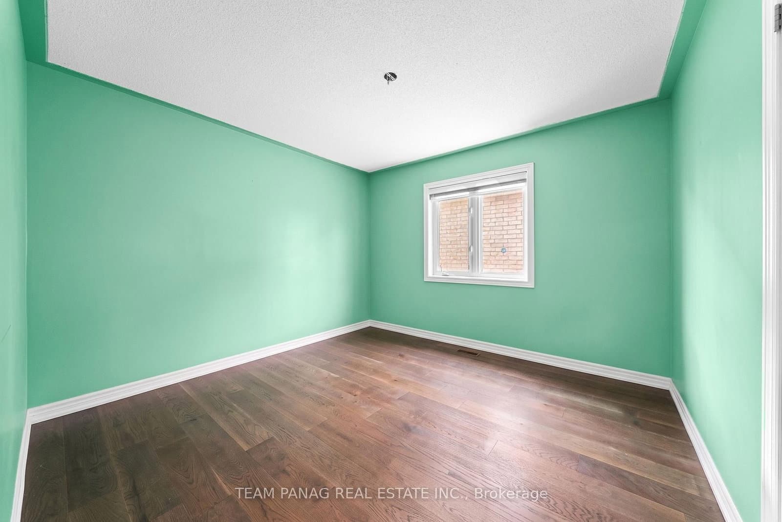 91 Campwood Crescent thumbnail 32