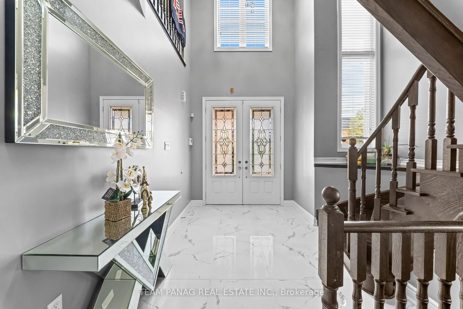 91 Campwood Crescent thumbnail 4