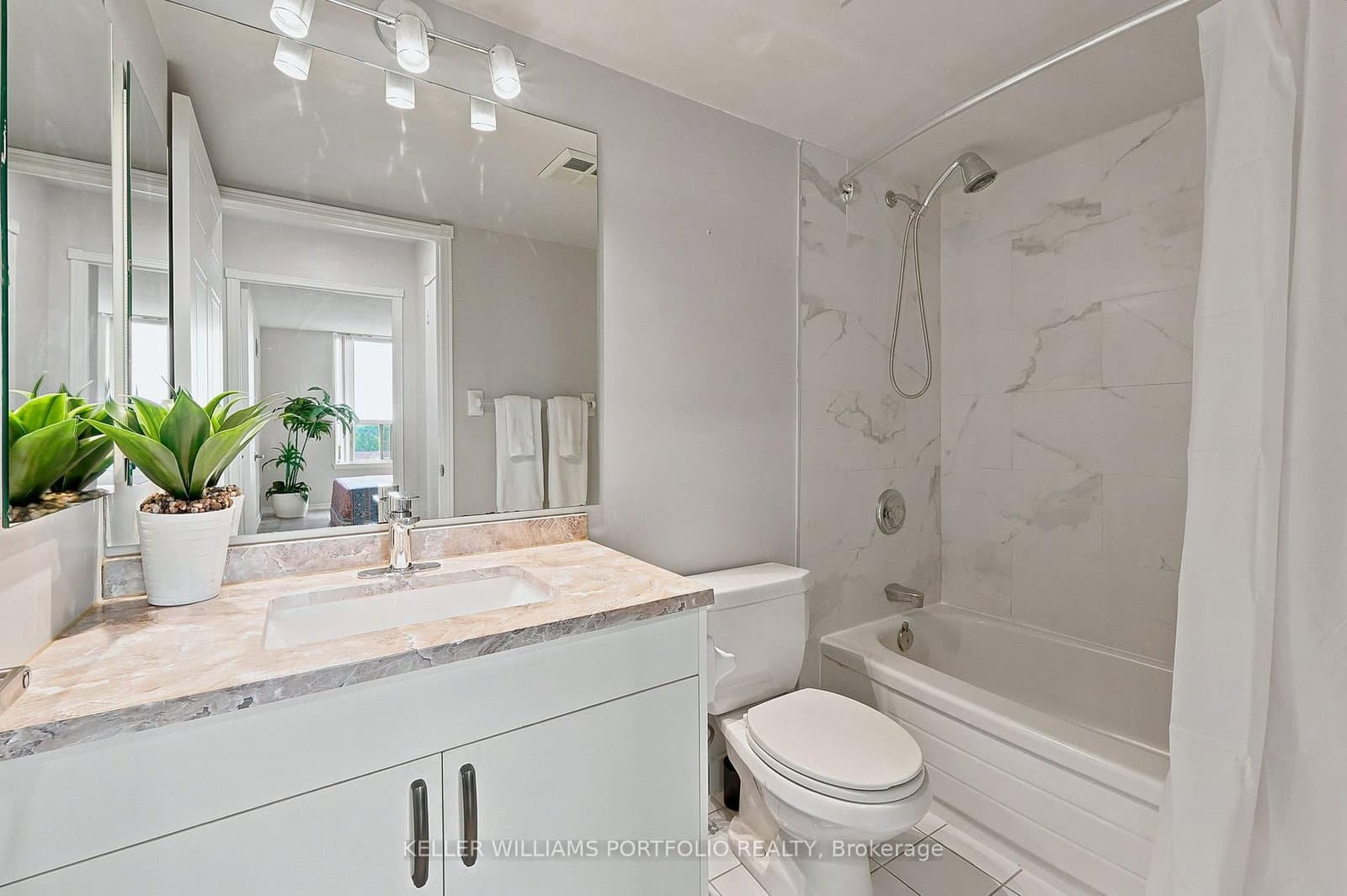 135 Hillcrest Avenue, Unit 605 thumbnail 18