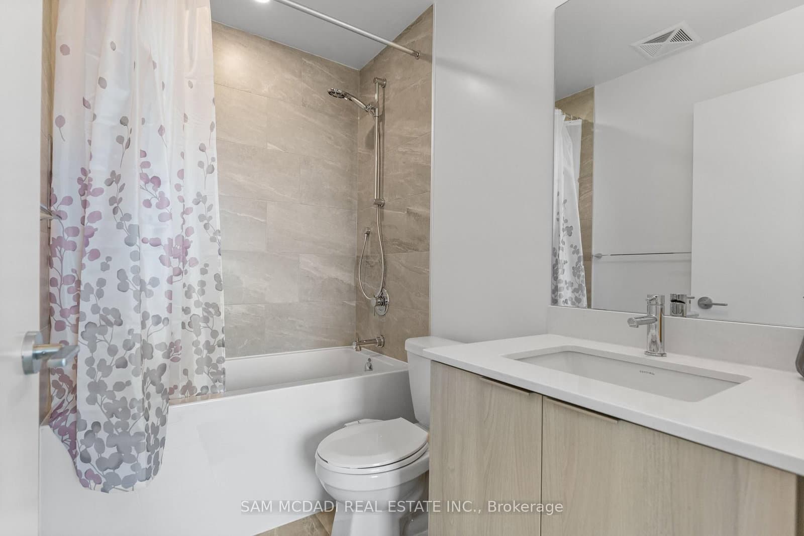 395 Square One Drive, Unit 3810 thumbnail 18