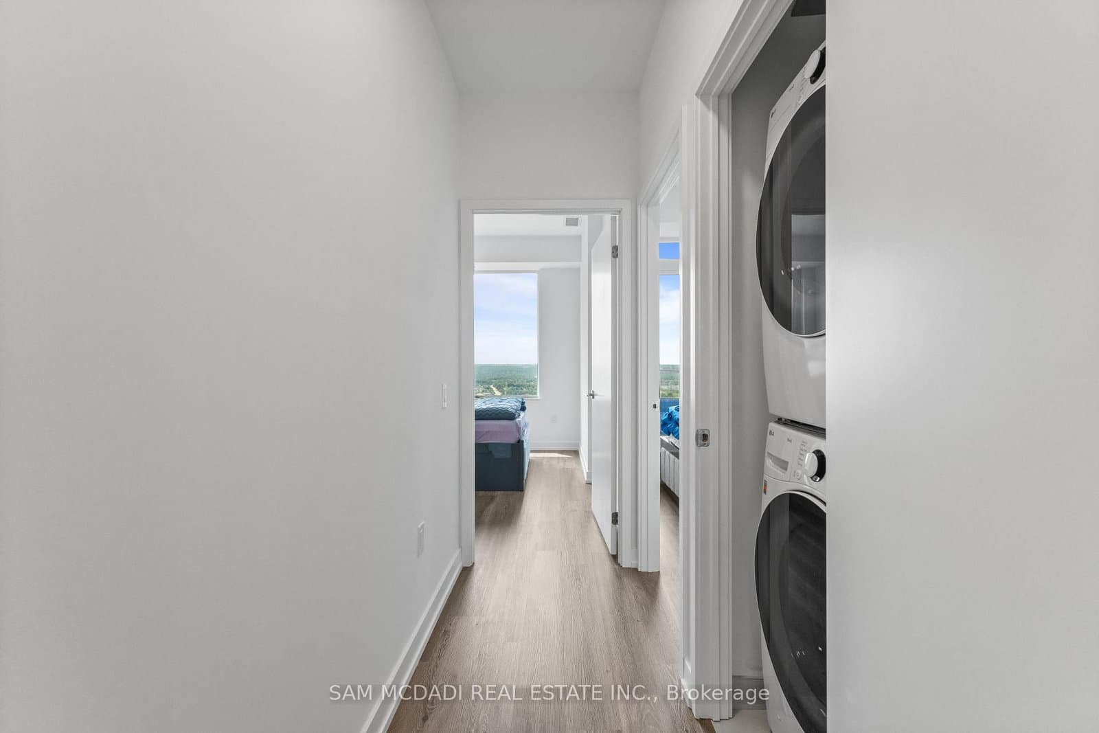 395 Square One Drive, Unit 3810 thumbnail 19