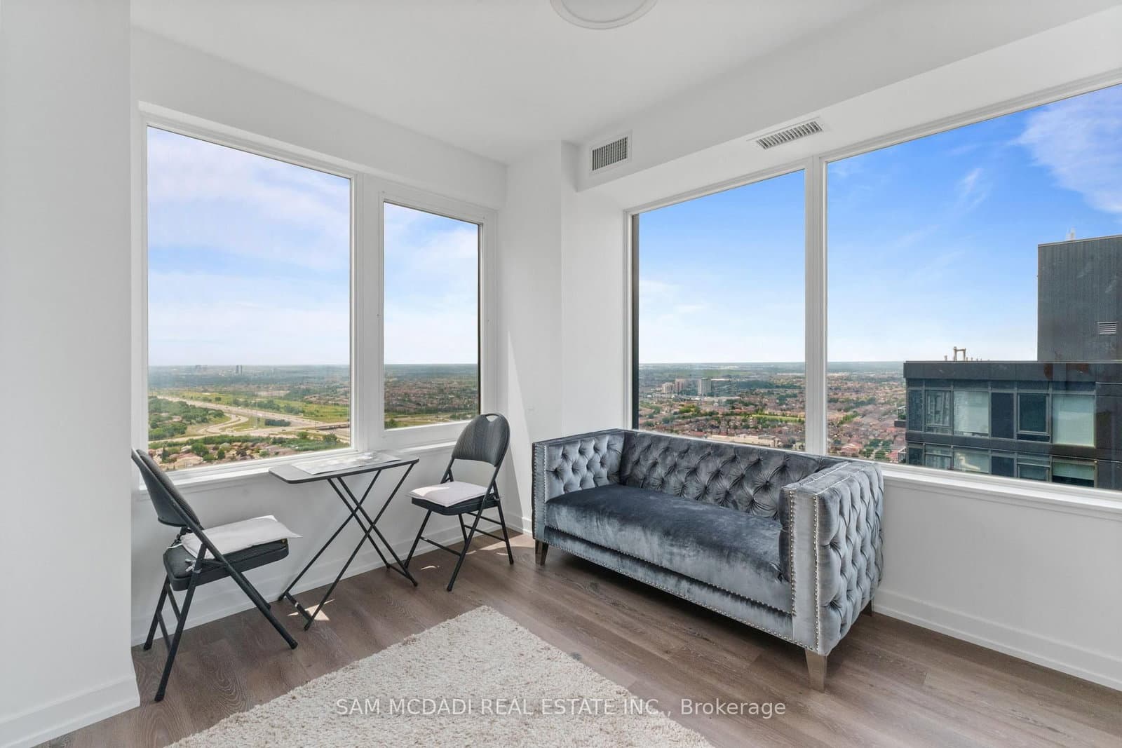 395 Square One Drive, Unit 3810 thumbnail 9