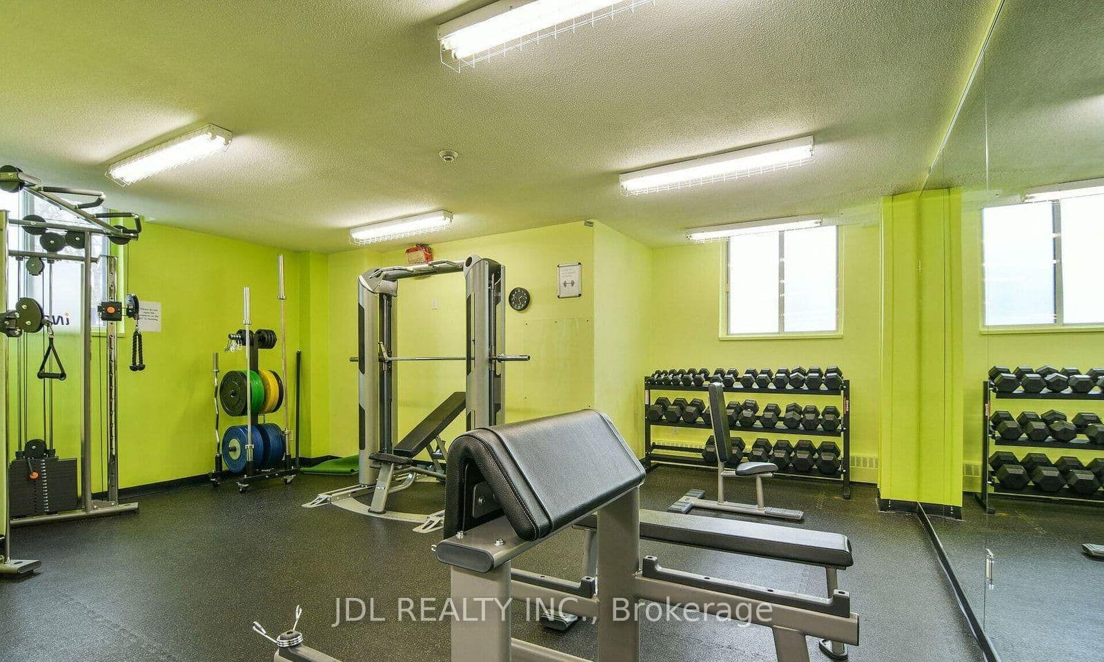 85 Emmett Avenue, Unit 1807 thumbnail 19