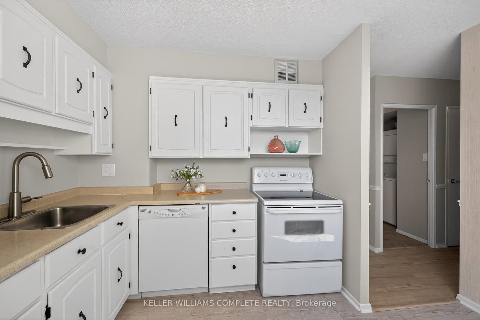 700 Dynes Road, Unit 904 thumbnail 12