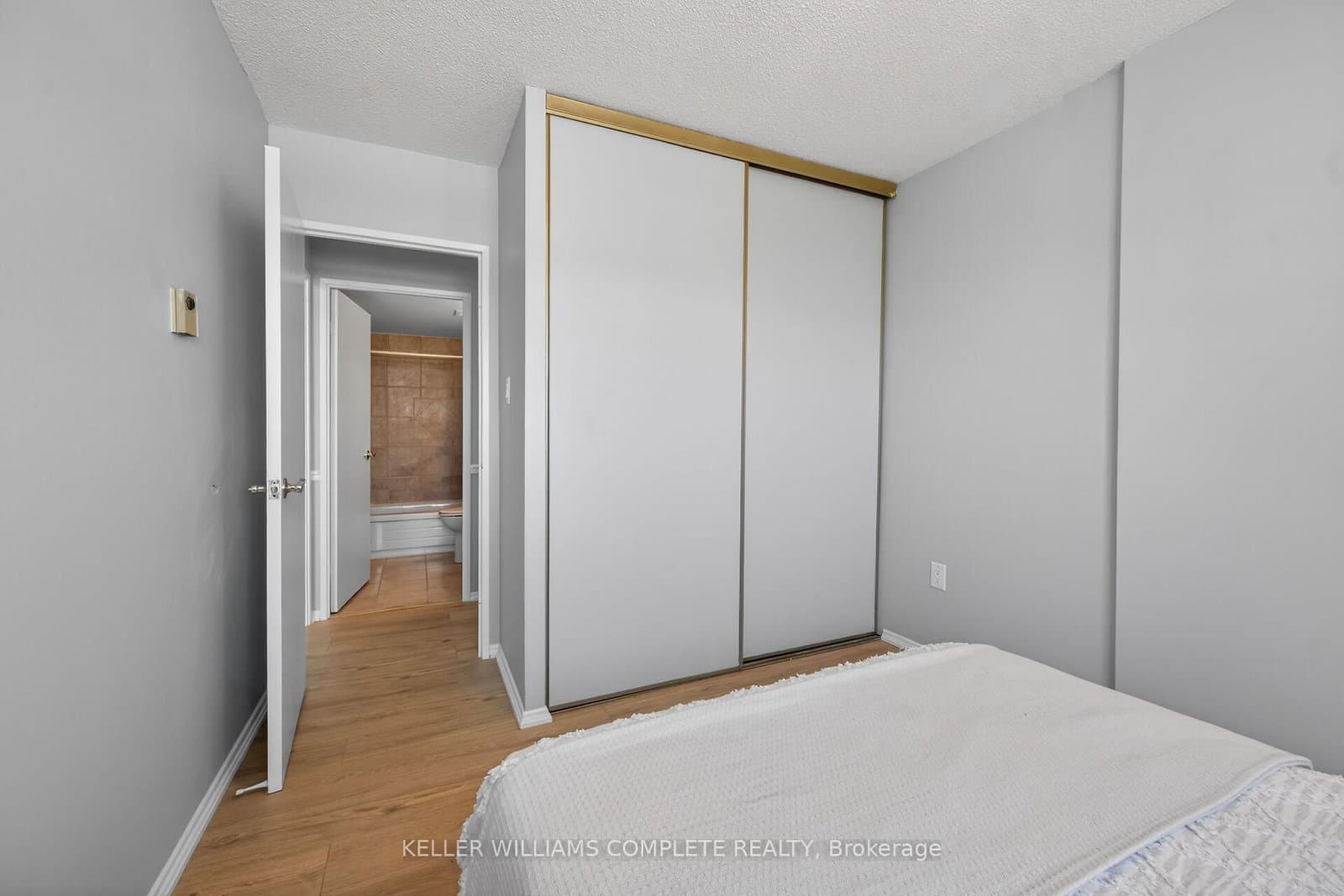 700 Dynes Road, Unit 904 thumbnail 23
