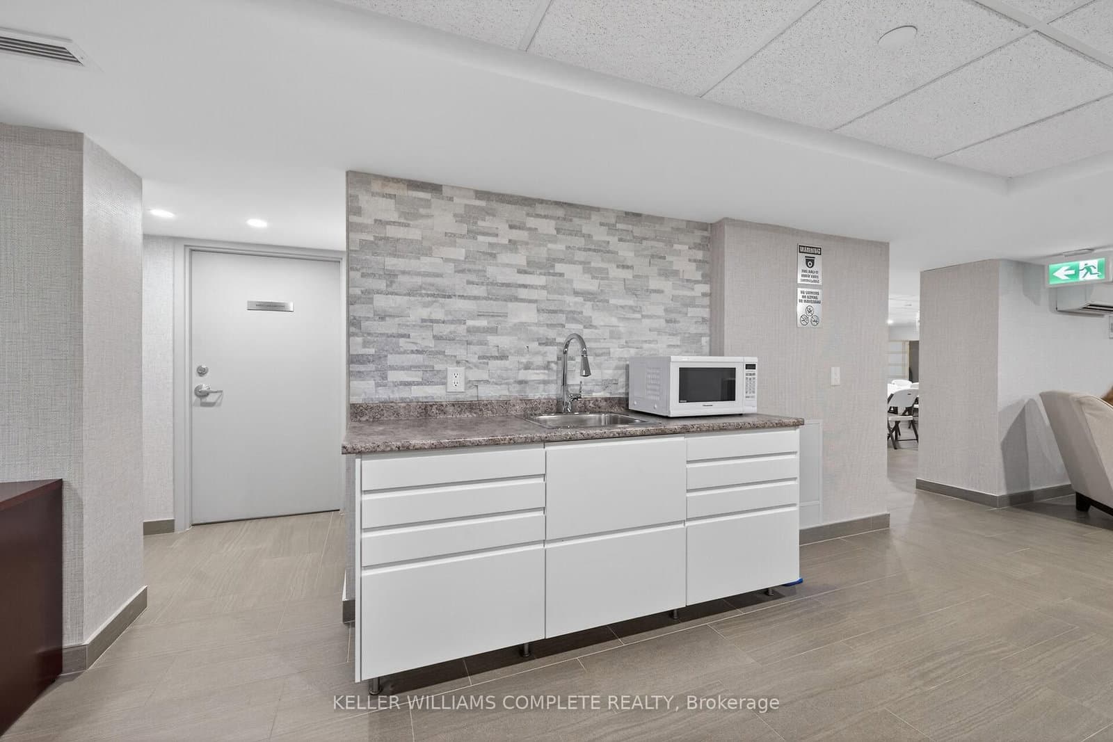 700 Dynes Road, Unit 904 thumbnail 34