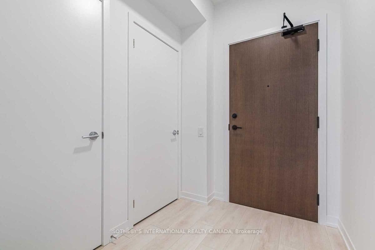 4065 Confederation Parkway, Unit 2510 thumbnail 4