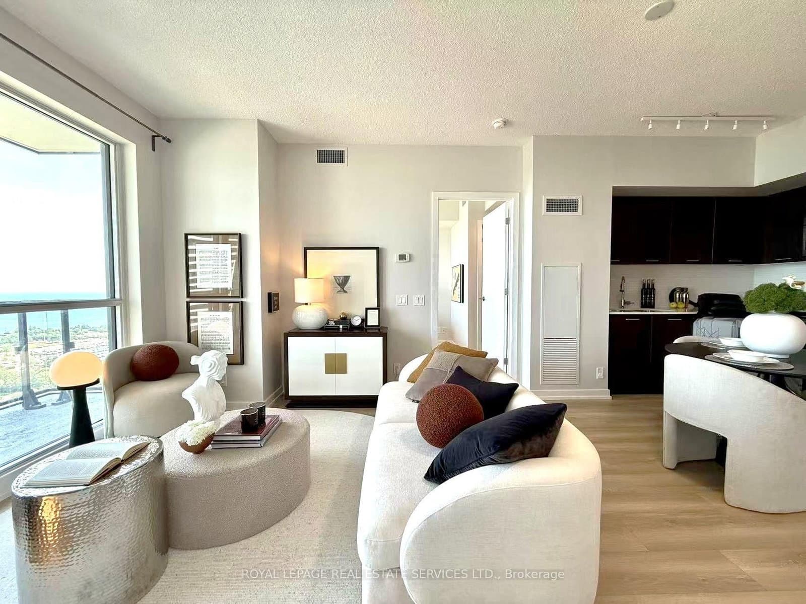 2200 Lake Shore Boulevard W, Unit 3310 thumbnail 5