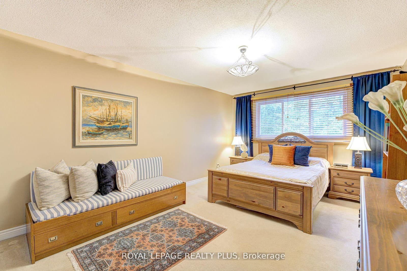 1760 Featherston Court thumbnail 28