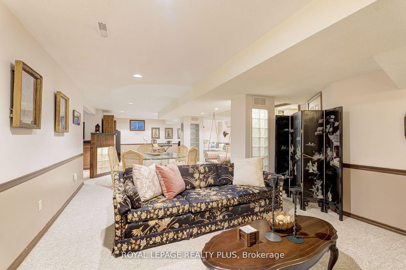 1760 Featherston Court thumbnail 40