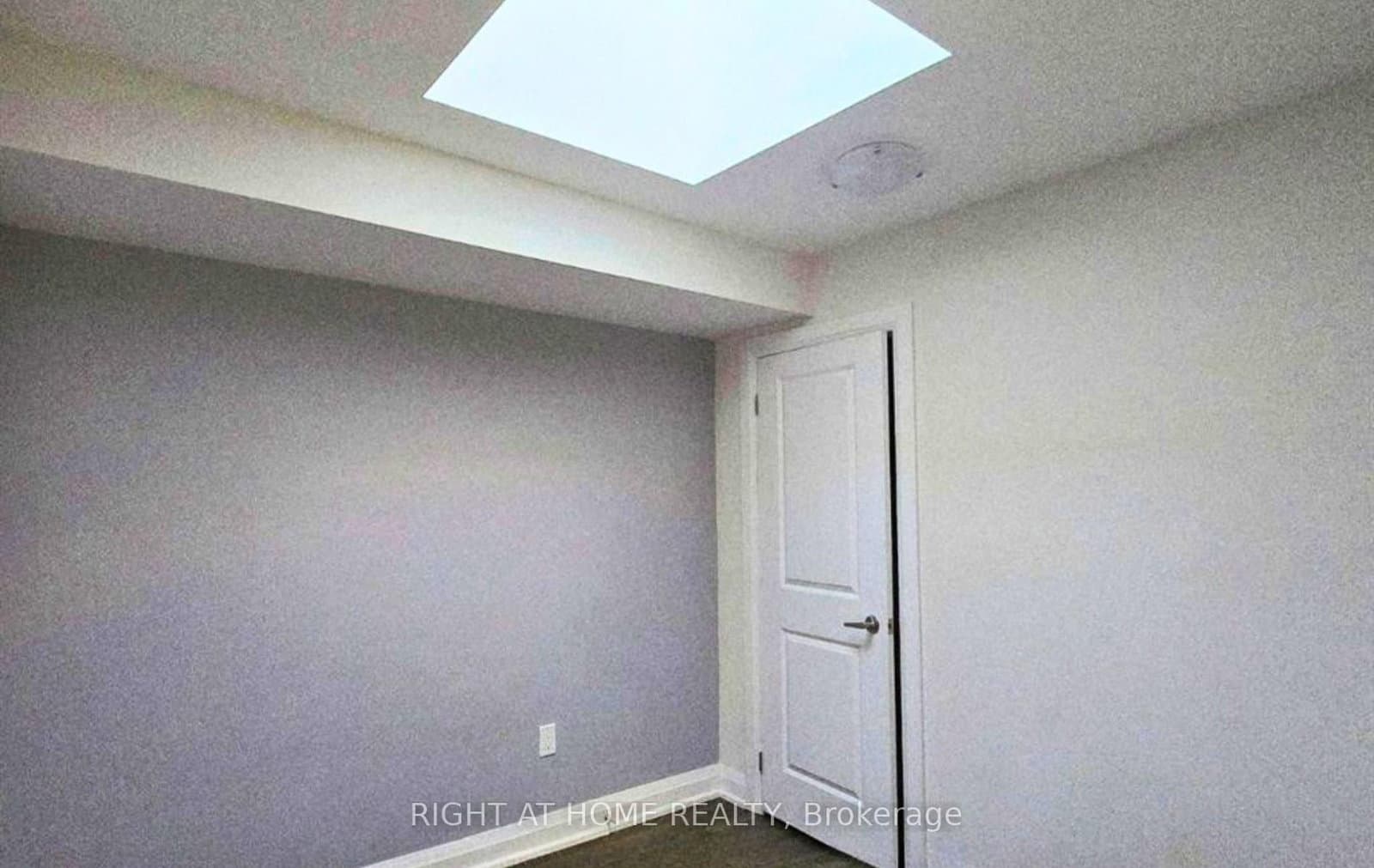 1758 Lawrence Avenue W, Unit Unit#1 thumbnail 32