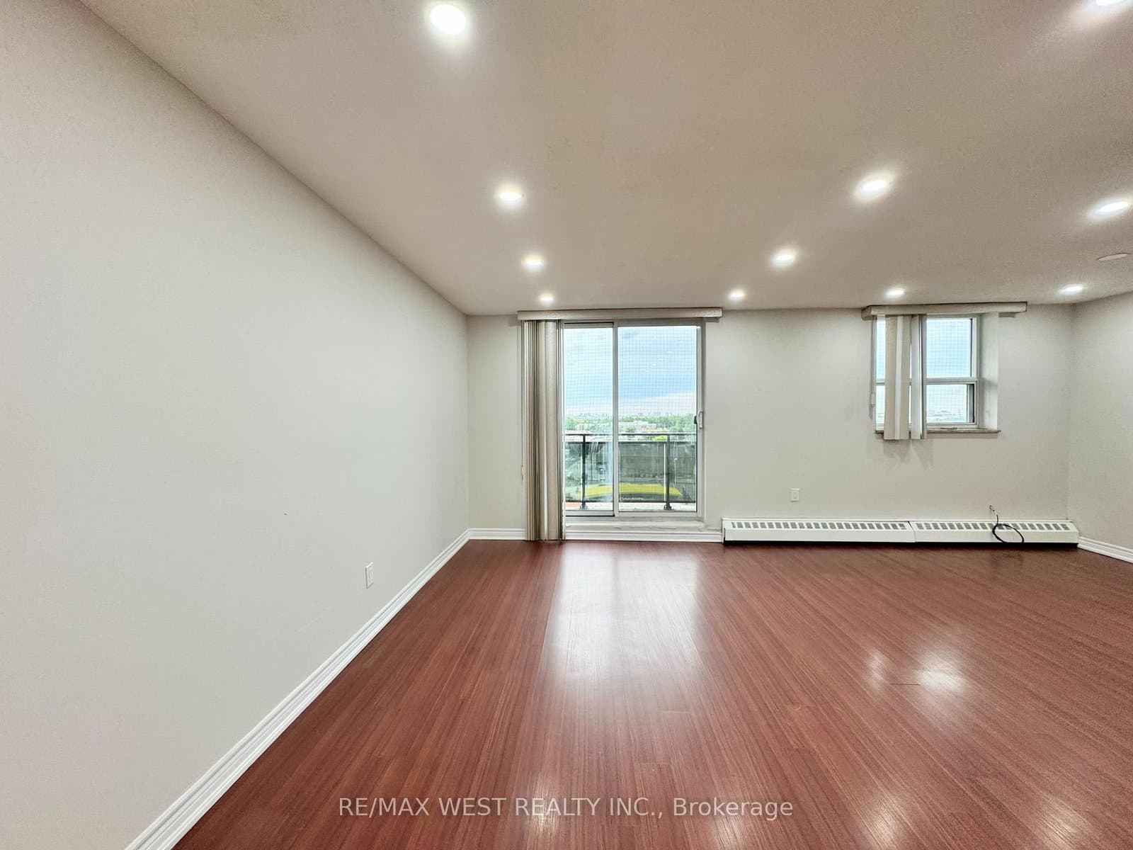 3533 Derry Road E, Unit 709 thumbnail 3