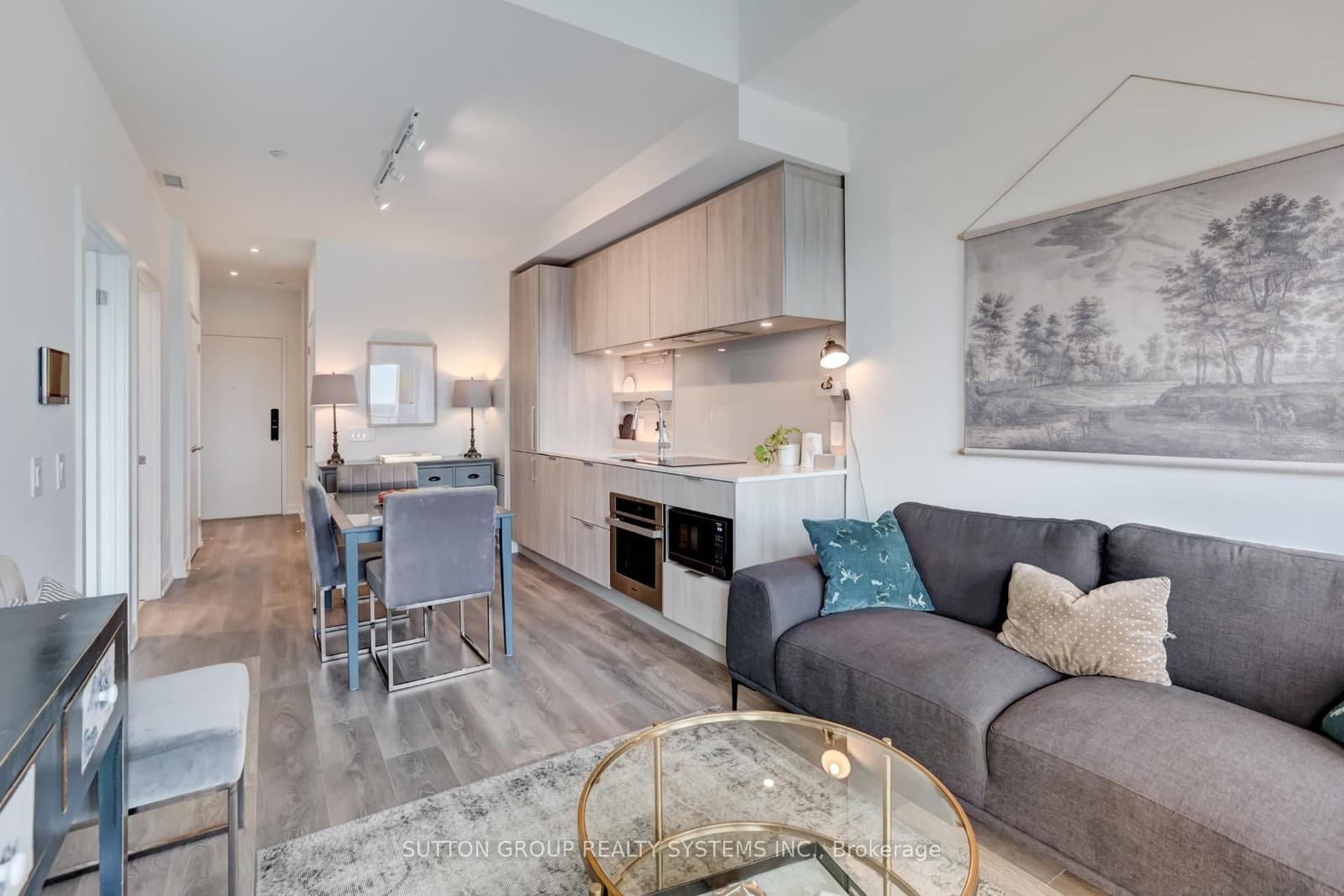 28 Ann Street, Unit 807
