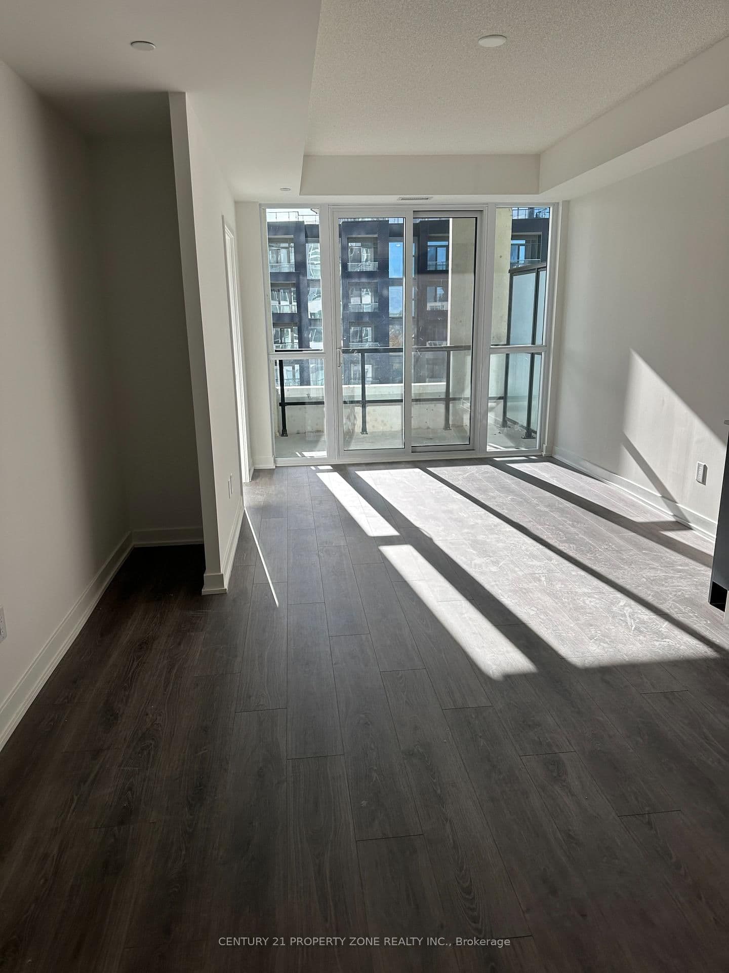 225 Malta Avenue, Unit 616 thumbnail 4