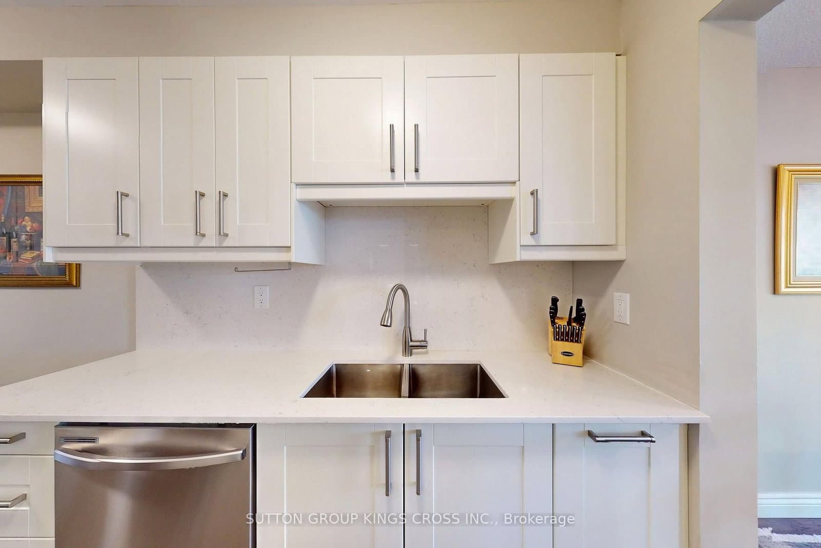 2575 Parmeer Drive, Unit 2 thumbnail 16
