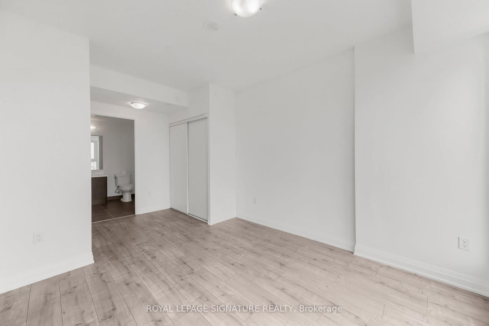 412 Silver Maple Road, Unit 716 thumbnail 10