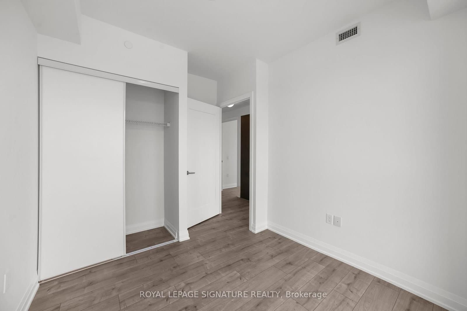 412 Silver Maple Road, Unit 716 thumbnail 27