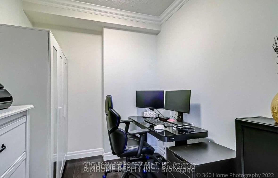 2119 Lakeshore Boulevard W, Unit 607 thumbnail 15