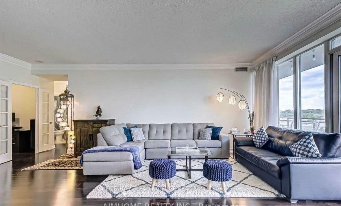 2119 Lakeshore Boulevard W, Unit 607 thumbnail 2