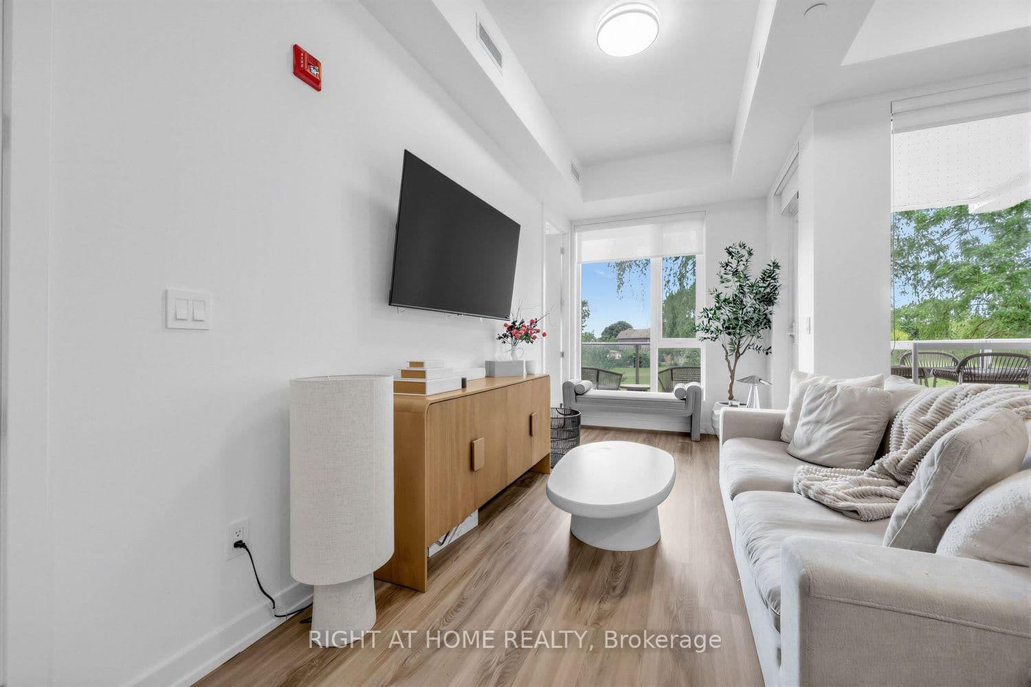 722 Marlee Avenue, Unit 206 thumbnail 10