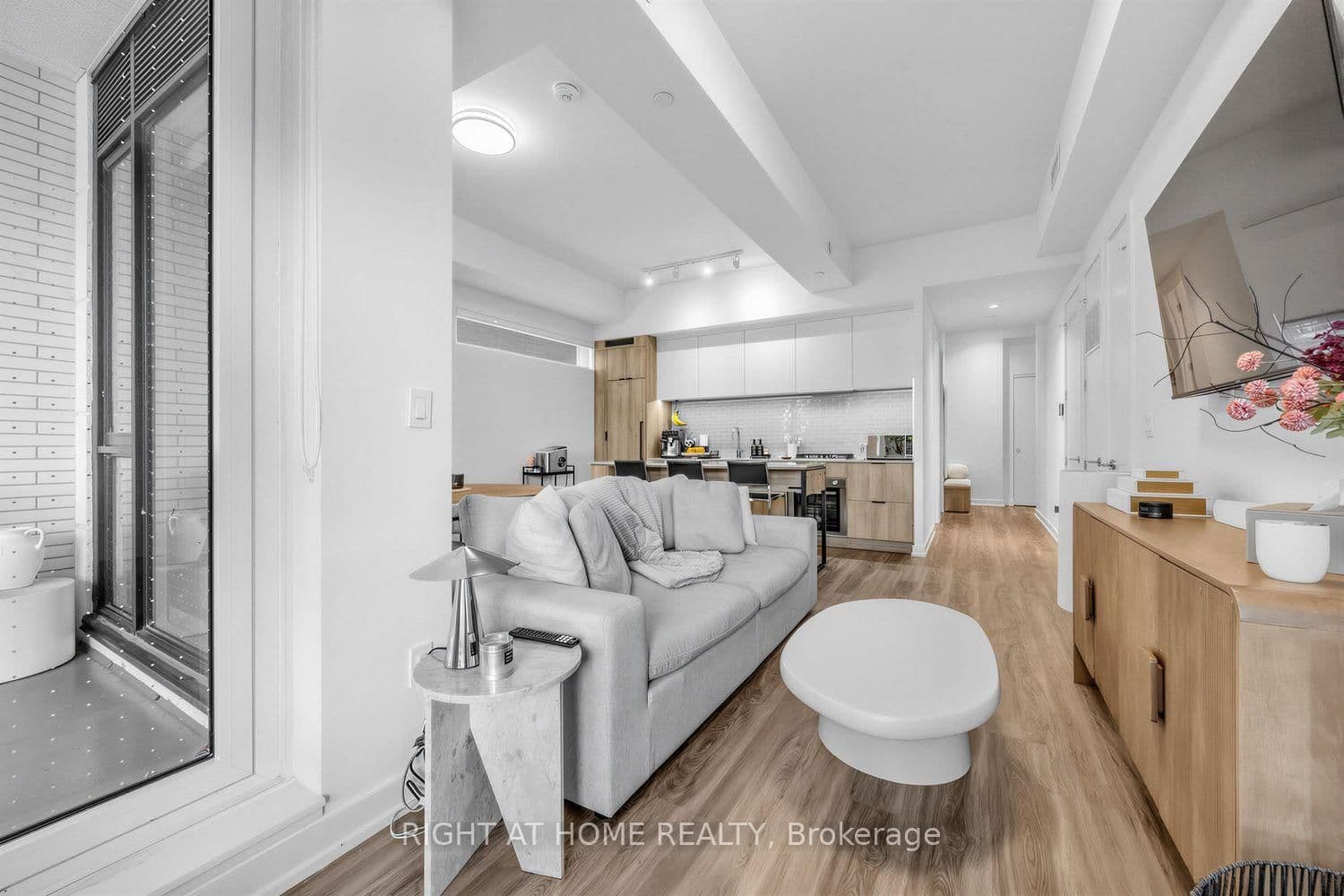 722 Marlee Avenue, Unit 206 thumbnail 12