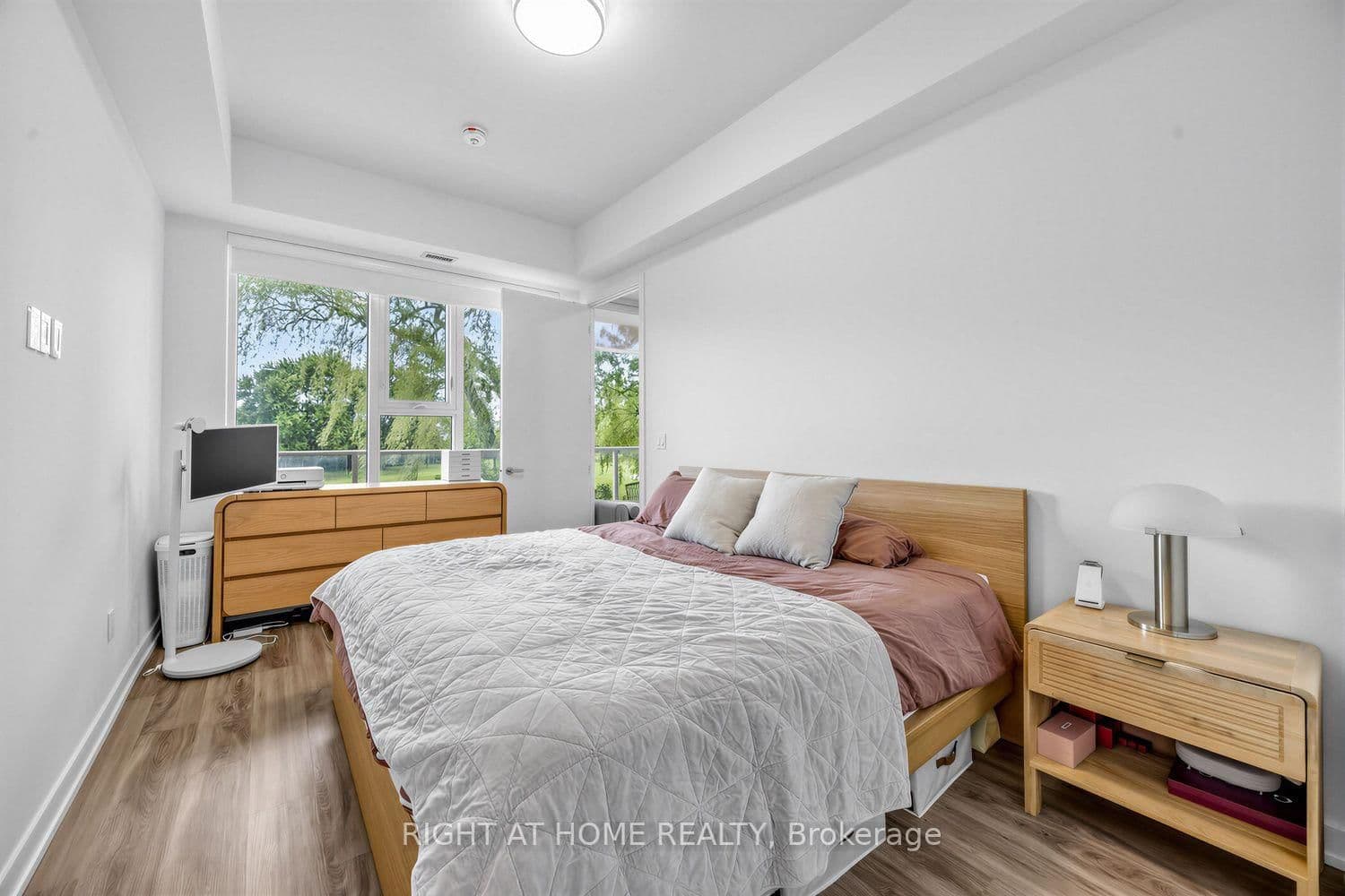 722 Marlee Avenue, Unit 206 thumbnail 15